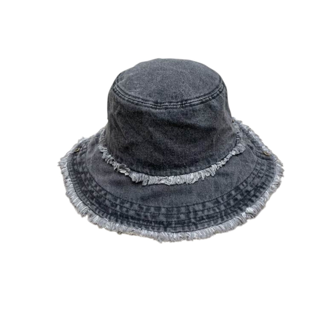 GG Bucket Hat
